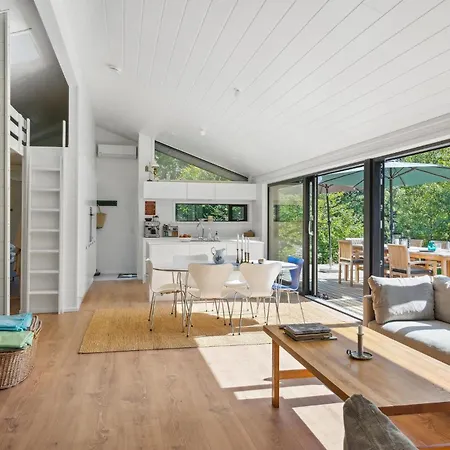 3 Bedroom Amazing In Hébergement de vacances *