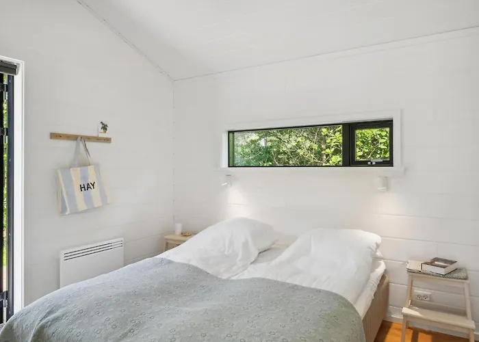 בית נופש 3 Bedroom Amazing In סילקבורג