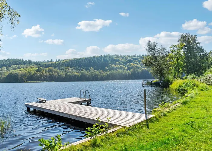 בית נופש 3 Bedroom Amazing In